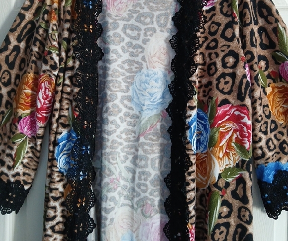 Fashion Bug Multicolor Floral Leopard Robe - Picture 7 of 7